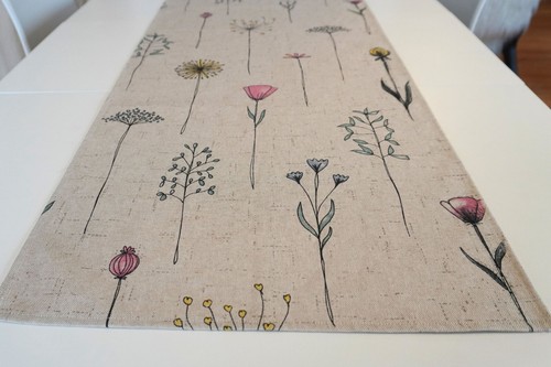 Blumen tischdecke und - blumen,